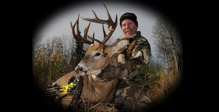 Tom Nelson with buck